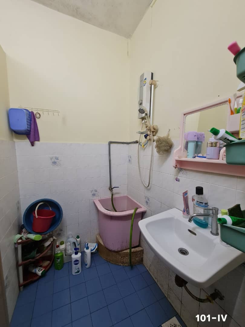 Tepi Sungai Single Storey House Klang - photo 2