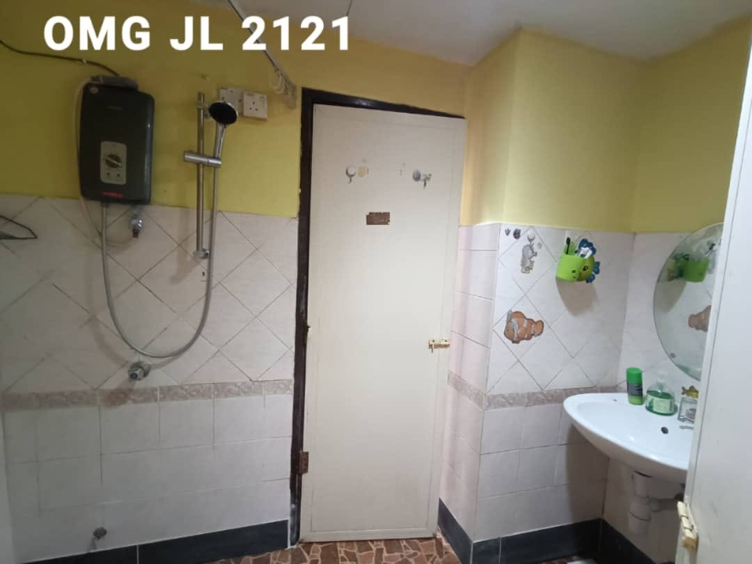 Regency Condo Jln Pelangi Behind Centro Mall Klang - photo 5