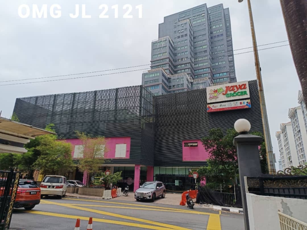 Regency Condo Jln Pelangi Behind Centro Mall Klang - photo 8