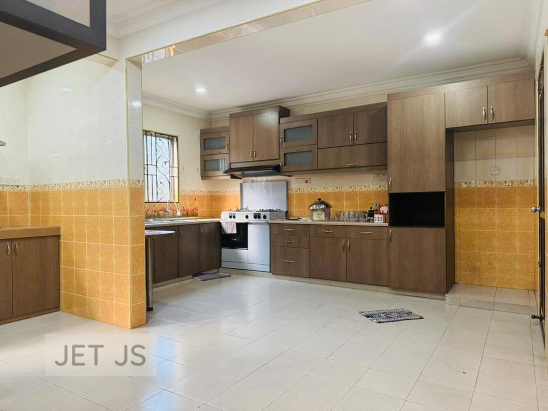 Bandar Botanic Double Storey Corner House Klang - photo 8