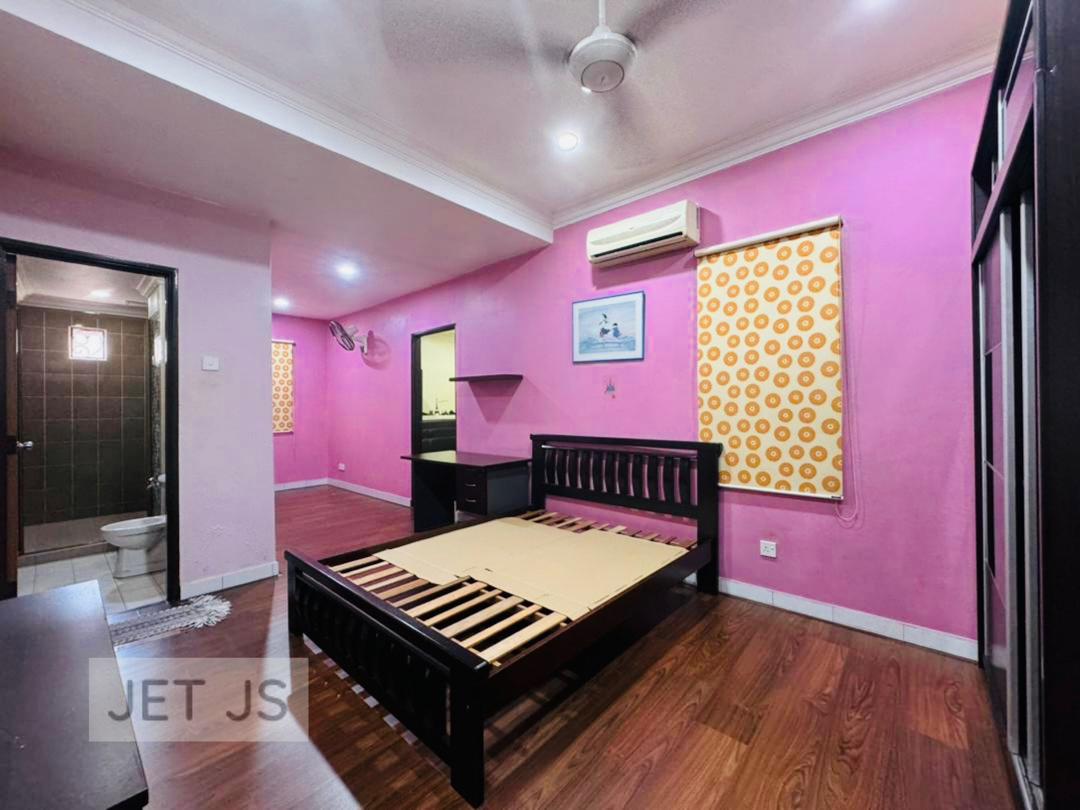 Bandar Botanic Double Storey Corner House Klang - photo 9
