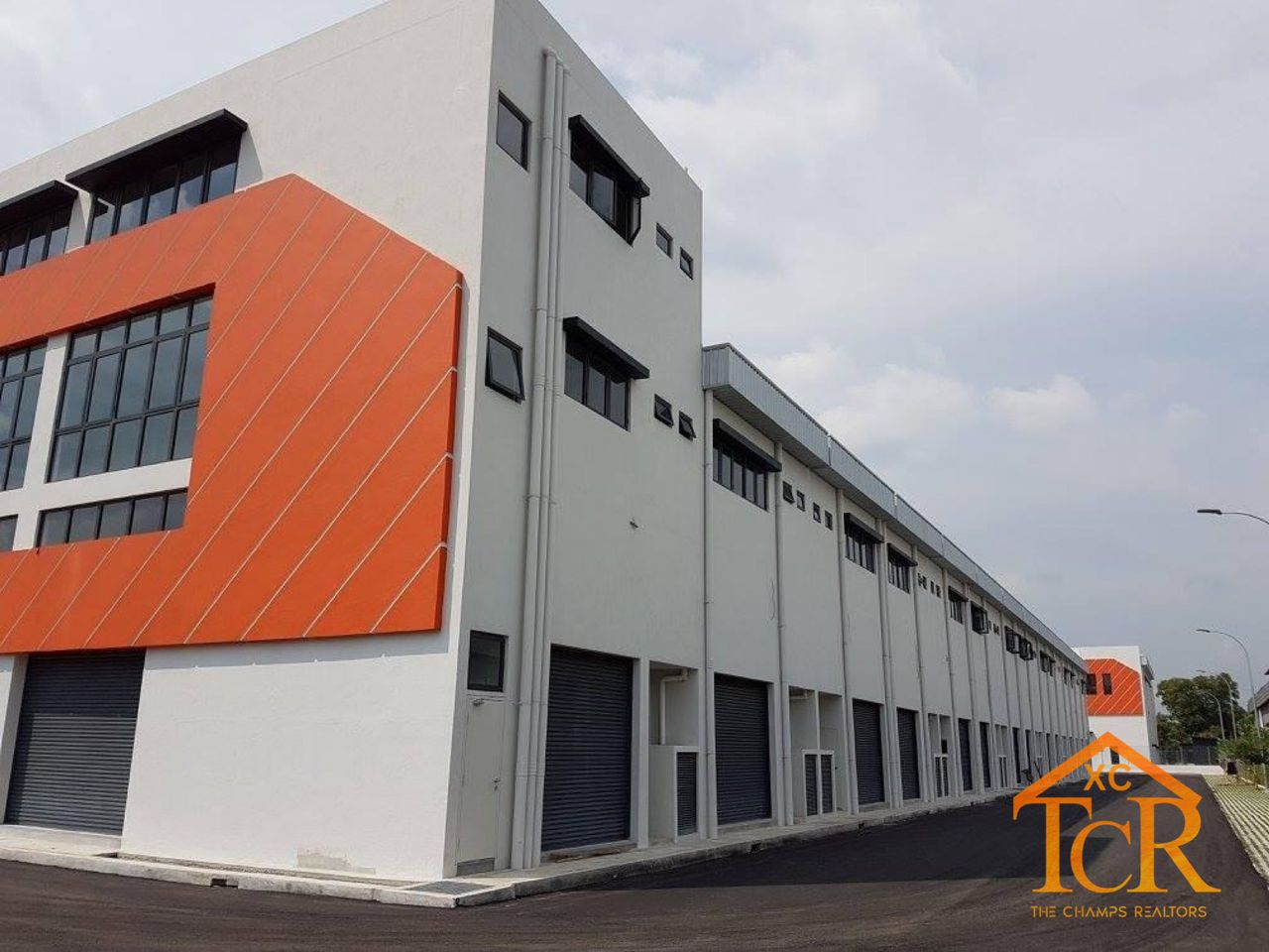 Kesas 32 Industrial Park 2 Storey Link Factory - photo 2