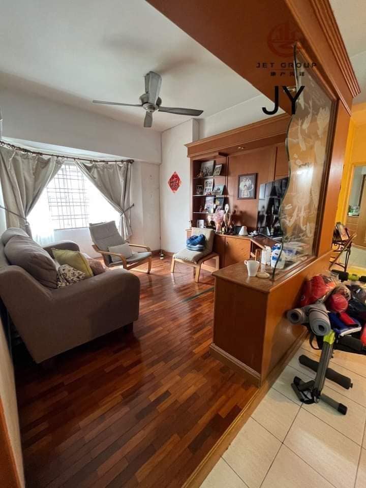 Regency Condominium Behind Centro Mall Klang - photo 11