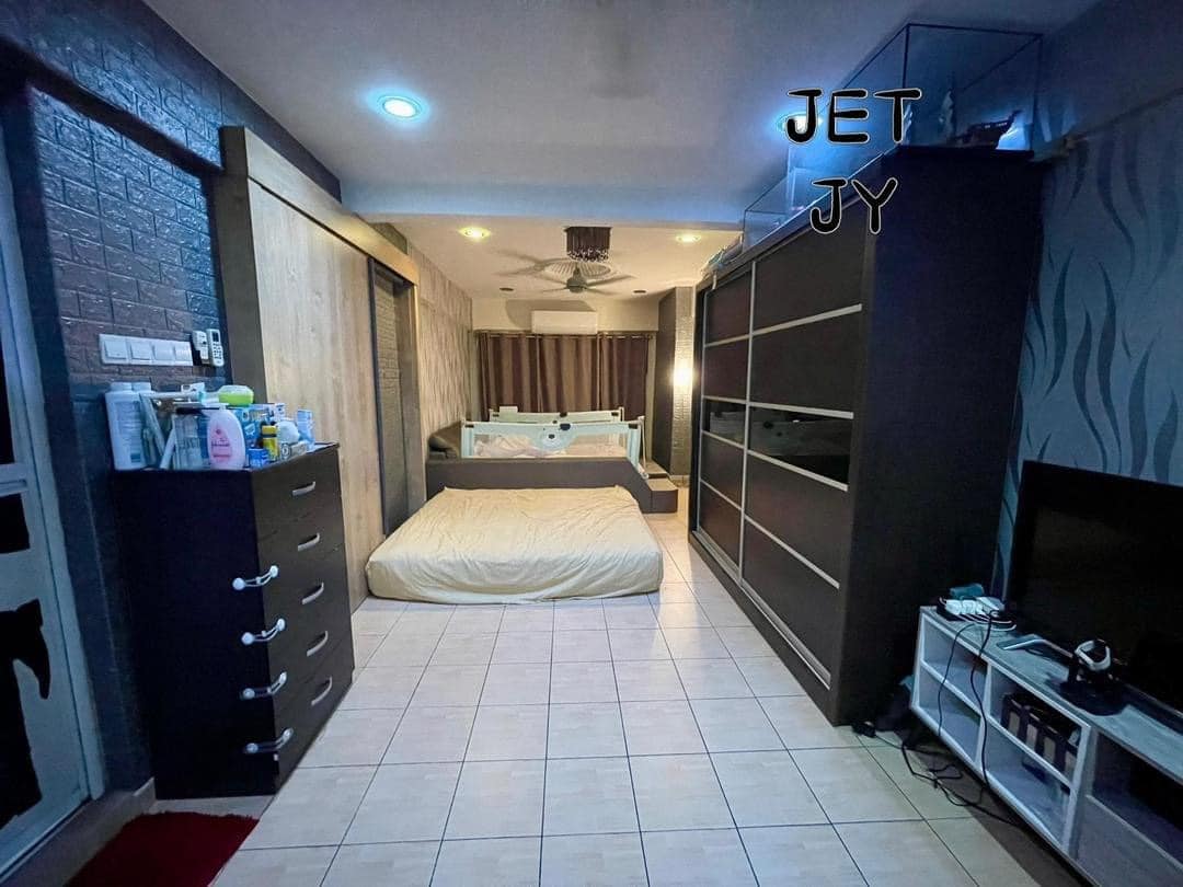 Regency Condo Behind Centro Mall Klang - photo 8