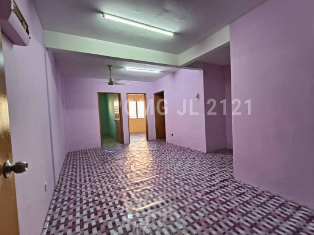 Bandar Botanic Pangsapuri Palma Ground Floor Klang - photo 2