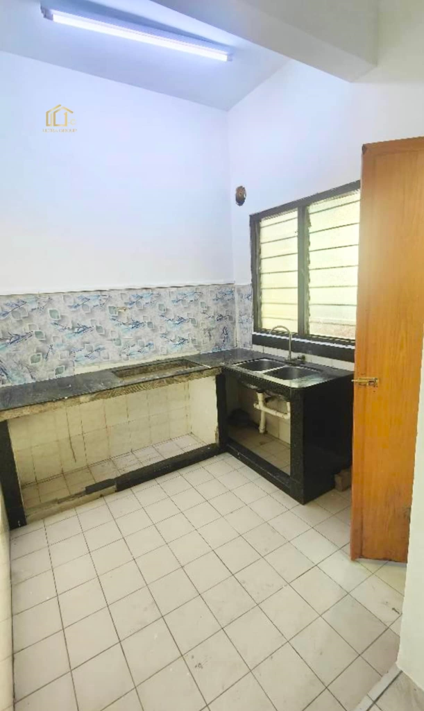 Taman Suria Pendamar 2sty Corner House Port Klang - photo 5