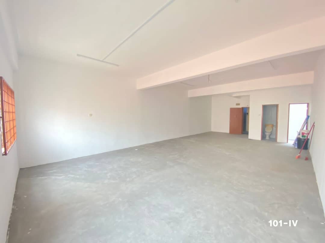 First Floor Shoplot Office Port Klang - photo 3