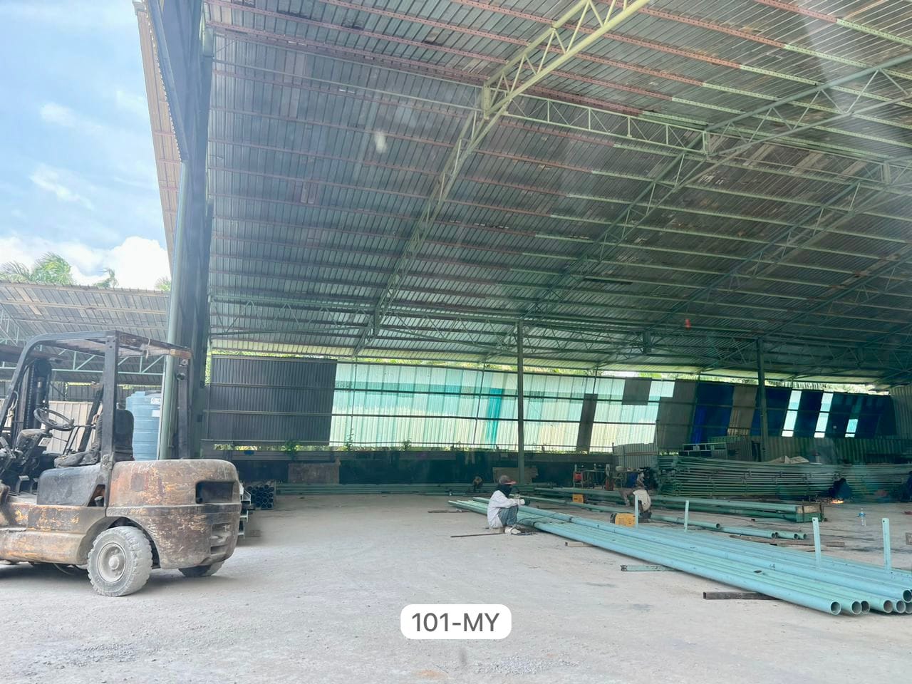Kampung Perepat Kapar Warehouse Klang - photo 2