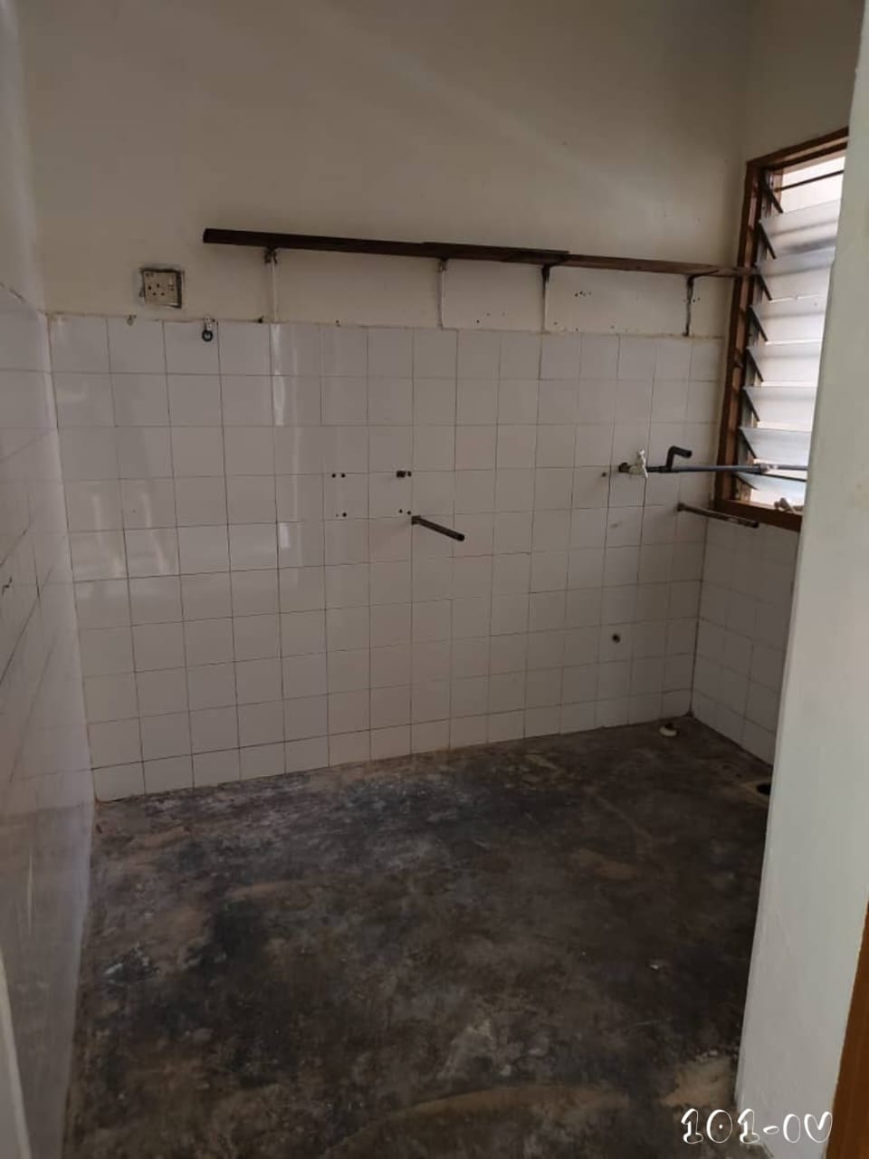 Teluk Gedung Indah Flat Port Klang - photo 3