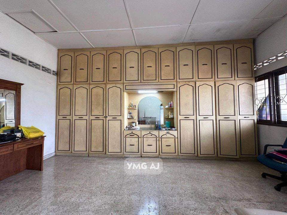 Taman Gembira Double Storey House Klang - photo 8
