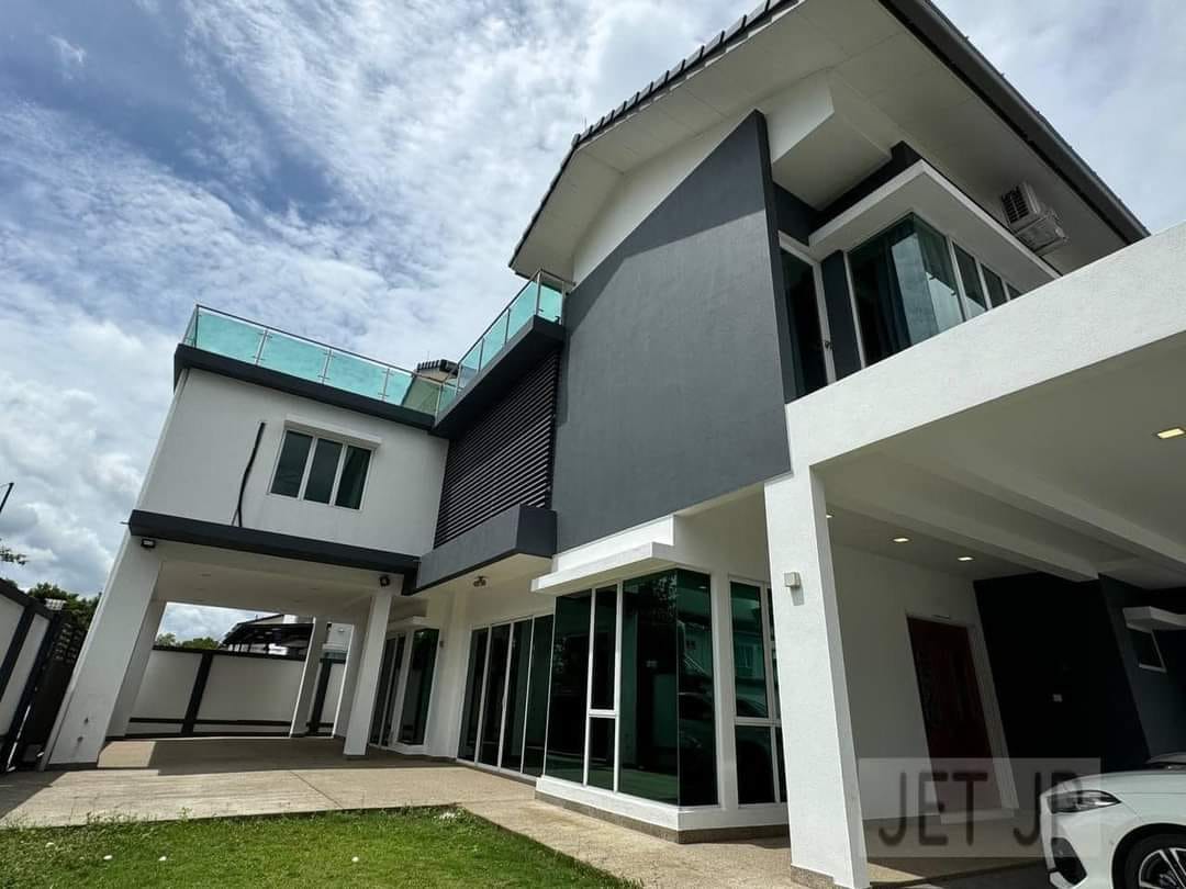 D Laman Greenville 2sty Bungalow Corner House - photo 5