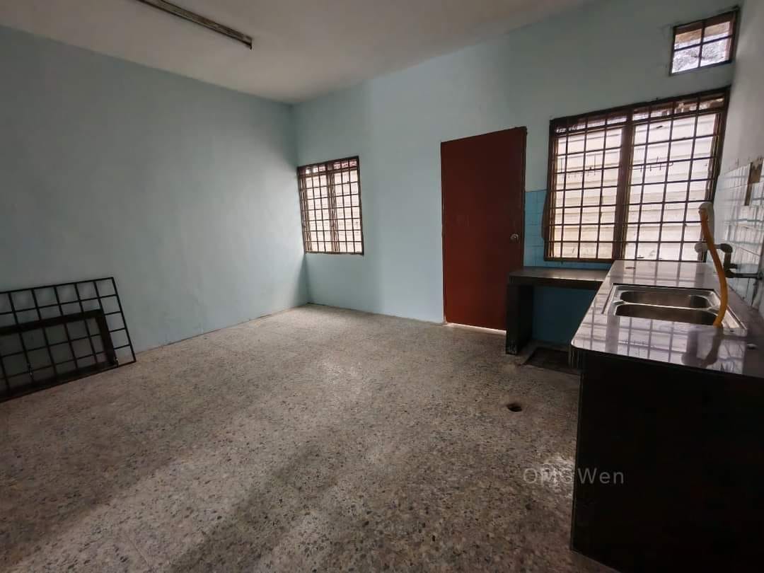 Taman Klang Utama 2sty House Klang - photo 2