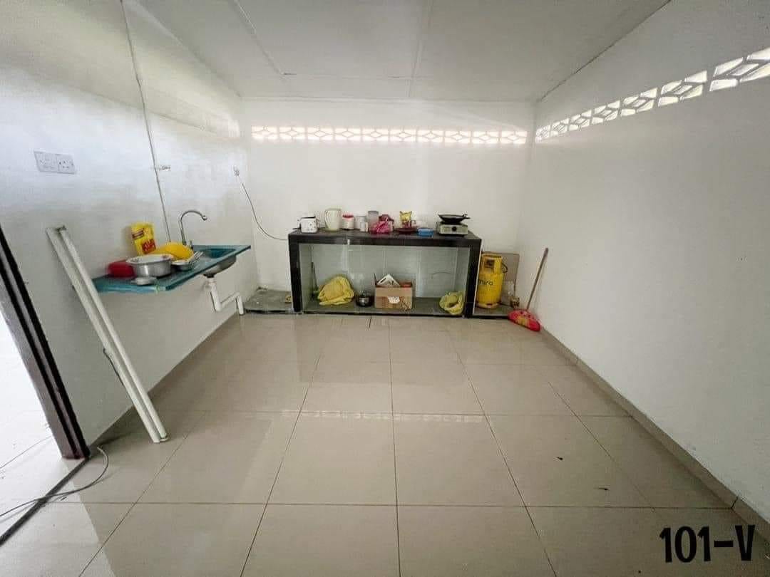 Taman Sri Andalas 1sty Corner House Klang - photo 2