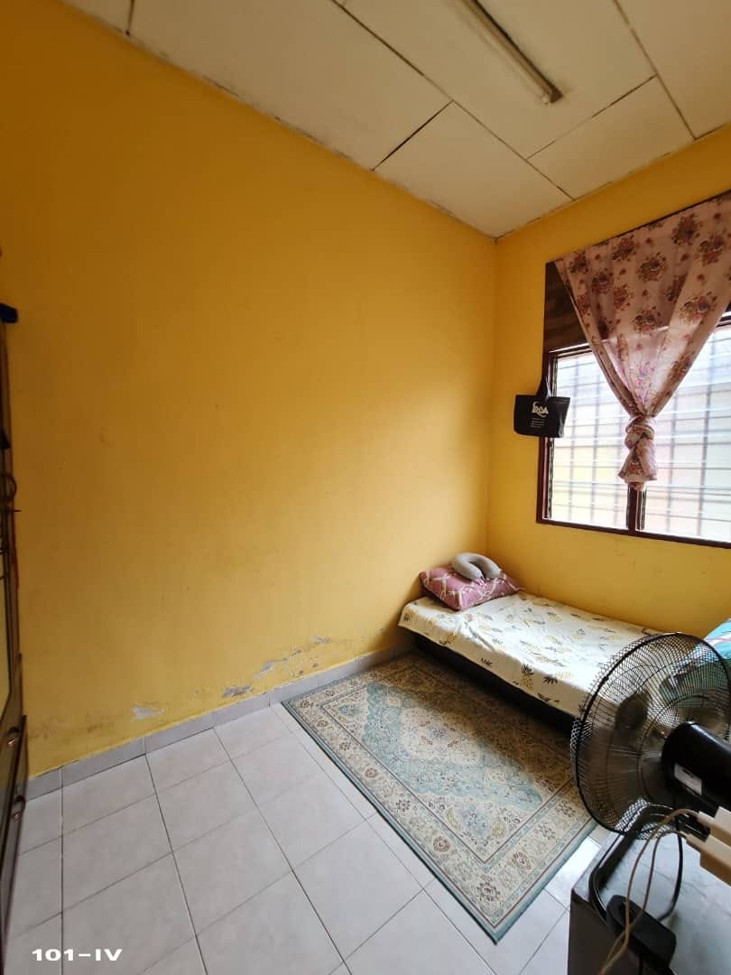 Teluk Panglima Garang 1sty House Klang - photo 7