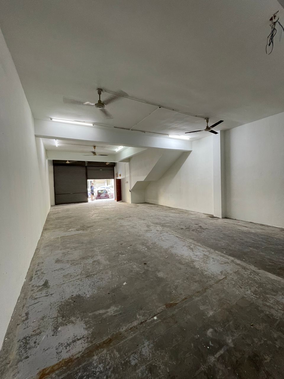 Bayu Tinggi 3sty Shoplot Klang - photo 3