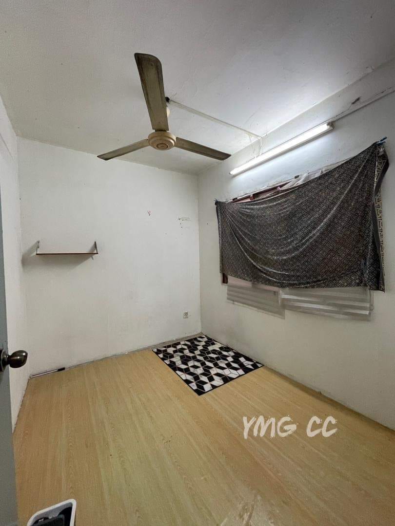 PKNS Sek 7 Flat Shah Alam - photo 2