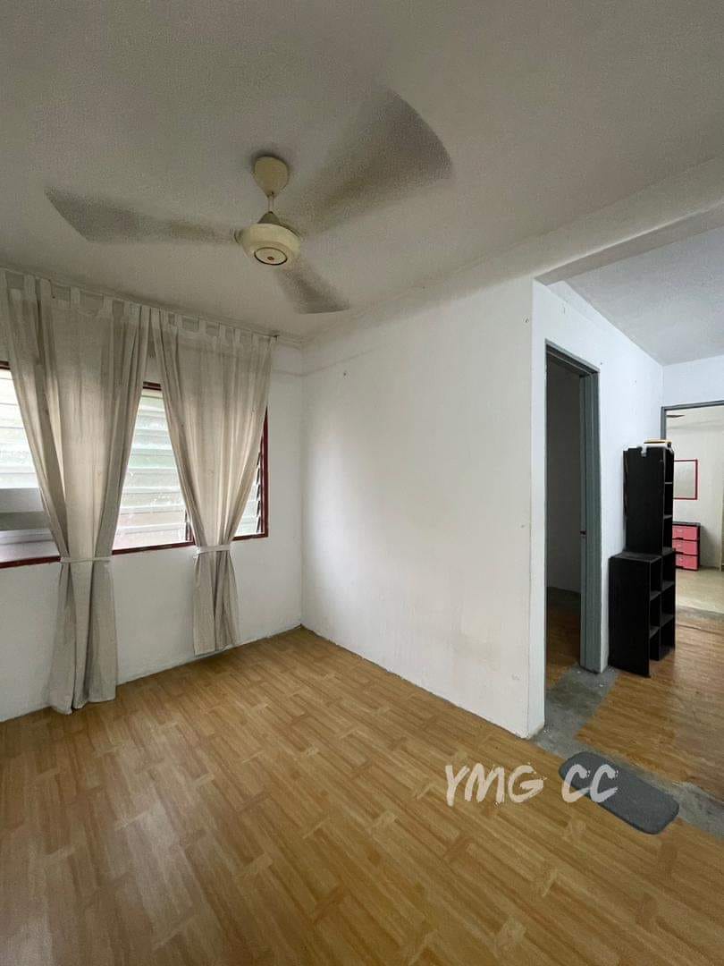 PKNS Sek 7 Flat Shah Alam - photo 7