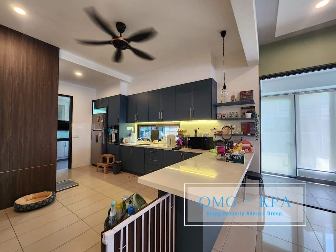 Bandar Bukit Raja 2sty Corner House Klang - photo 3