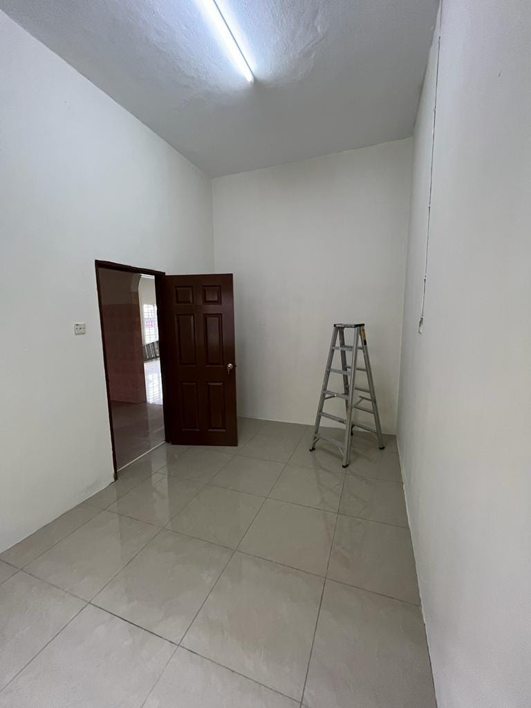 Taman Sejati Near Nsk 2sty Semi D House Klang - photo 5