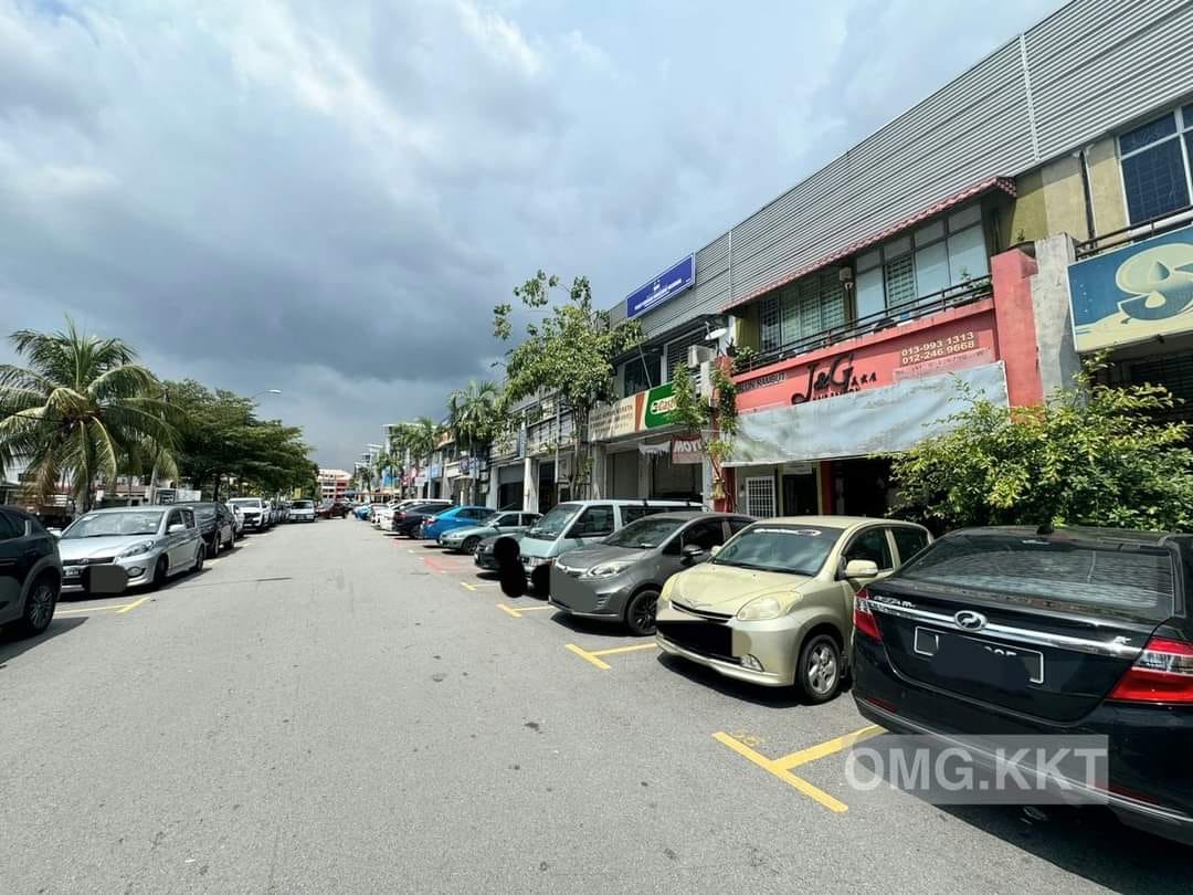 Bayu Tinggi 2sty Shoplot Klang - photo 2