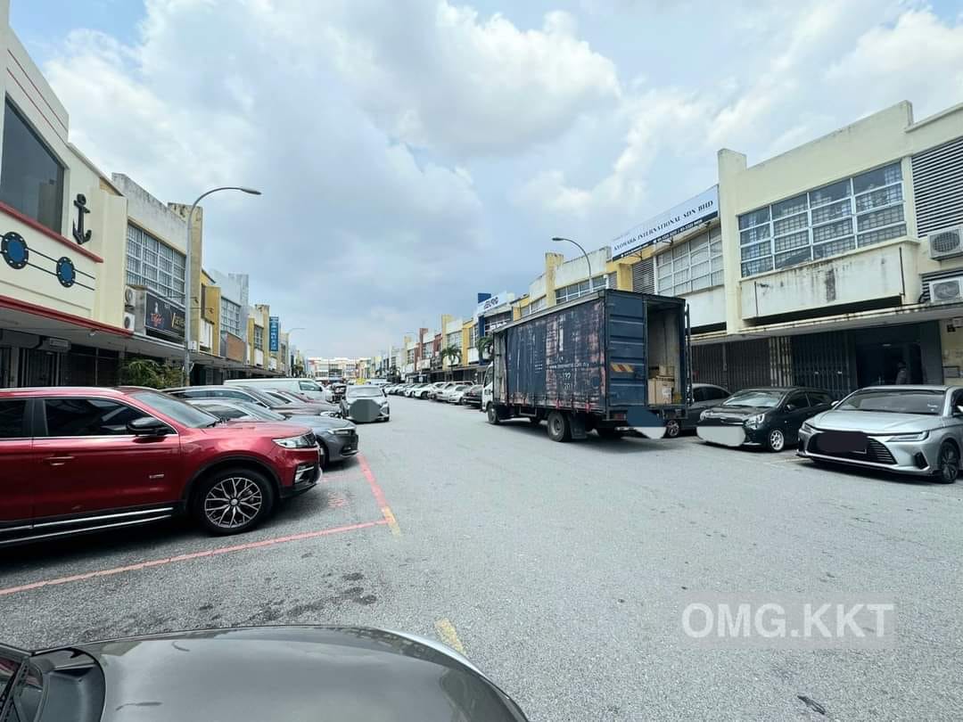Bayu Tinggi 2sty Shoplot Klang - photo 4