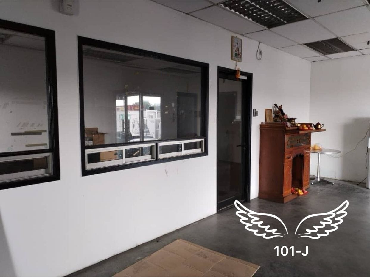 Jalan Perindustrian Warehouse Puchong - photo 3