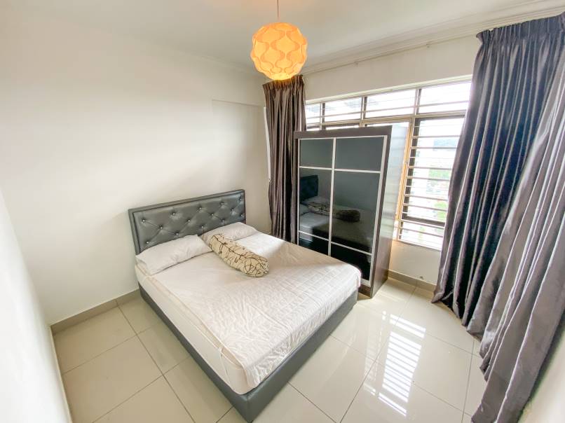 CORNER UNIT OF ONE DAMANSARA CONDO FOR SALE - photo 6