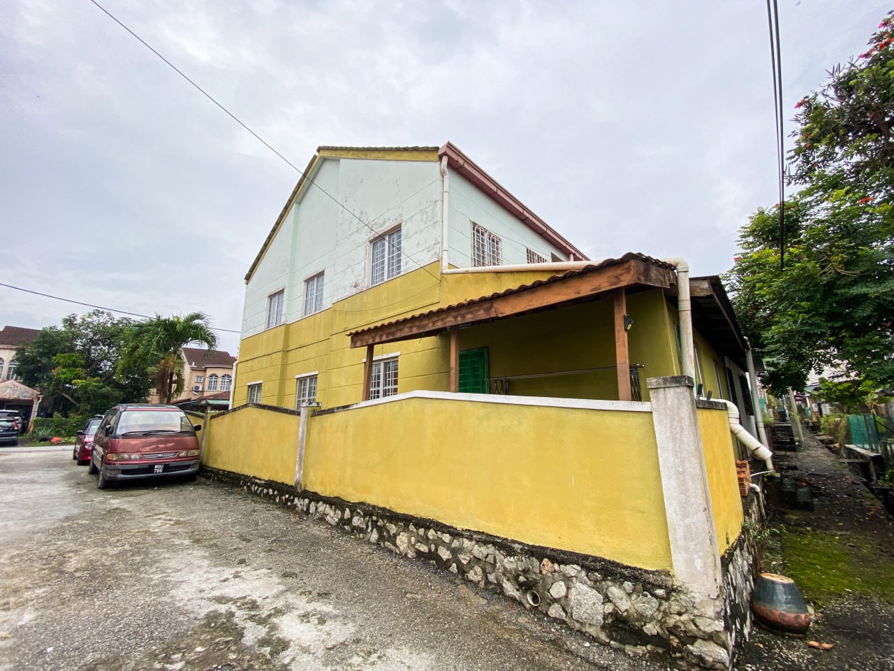 Renovated Double Storey End Lot Fasa 2 Puncak Alam - photo 2