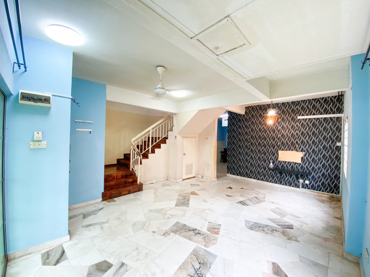 Renovated Double Storey End Lot Fasa 2 Puncak Alam - photo 3