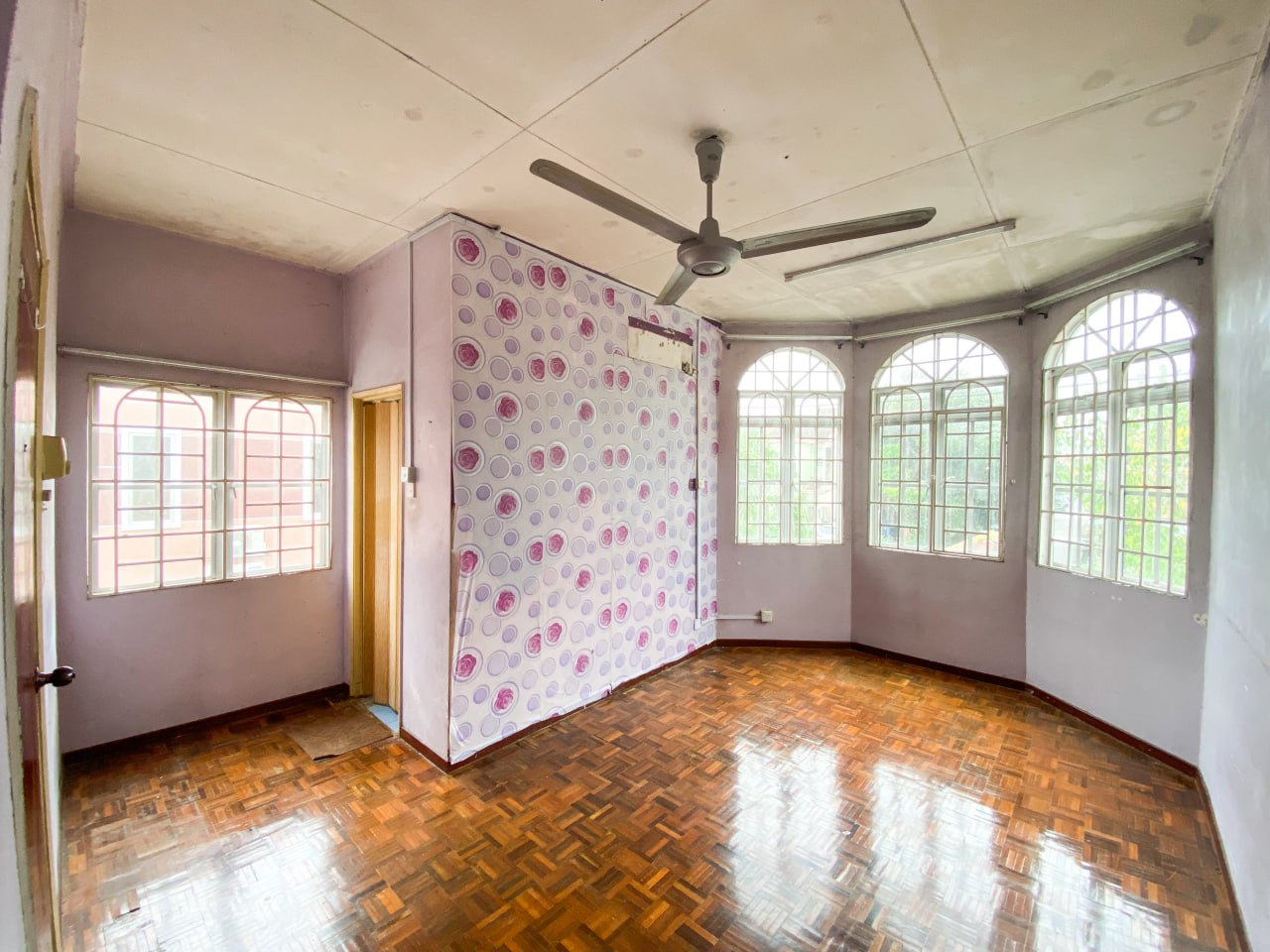 Renovated Double Storey End Lot Fasa 2 Puncak Alam - photo 4