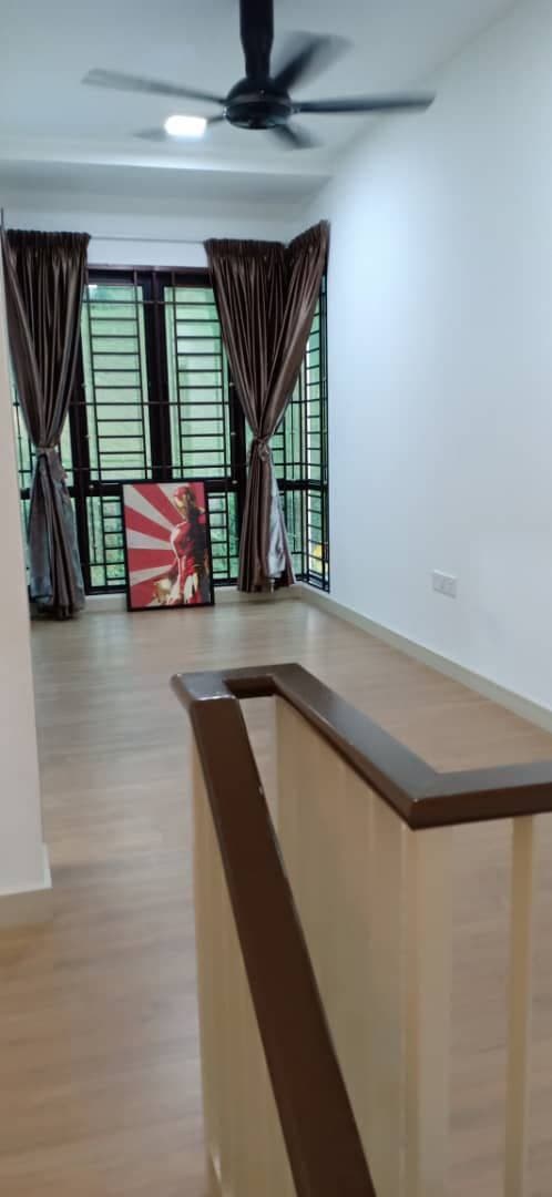 Corner Lot Double Storey House Elmina West - photo 8