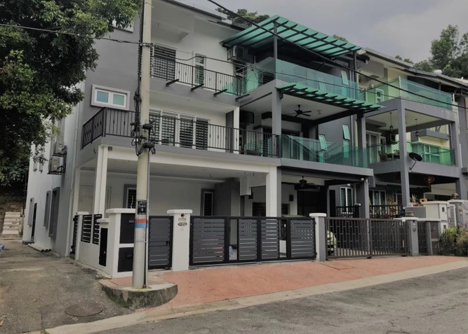 Two and half Storey Link House Ara Residence - photo 8