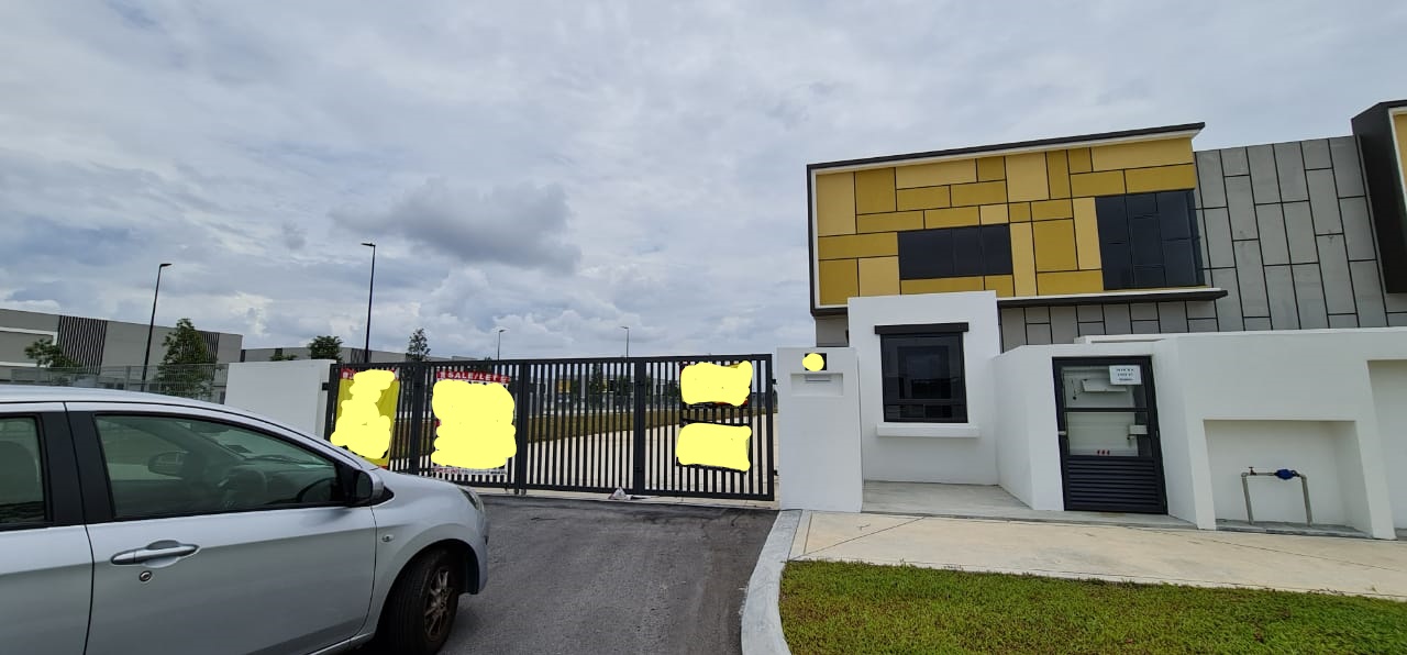 Semi D Factory Corner Lot Facing Open - photo 4