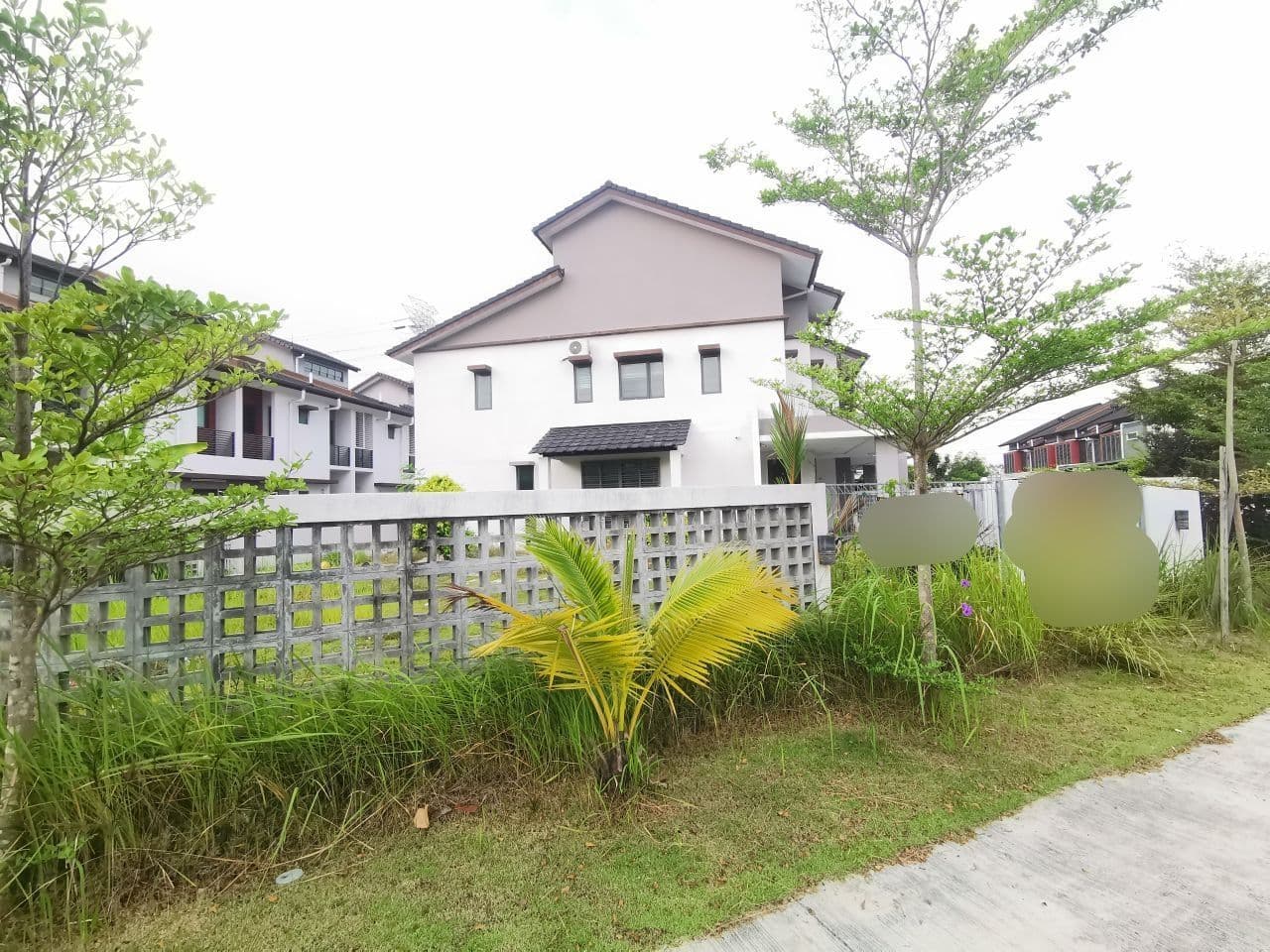 DOUBLE STOREY CORNER LOT NAHARA RESIDENCE - photo 2