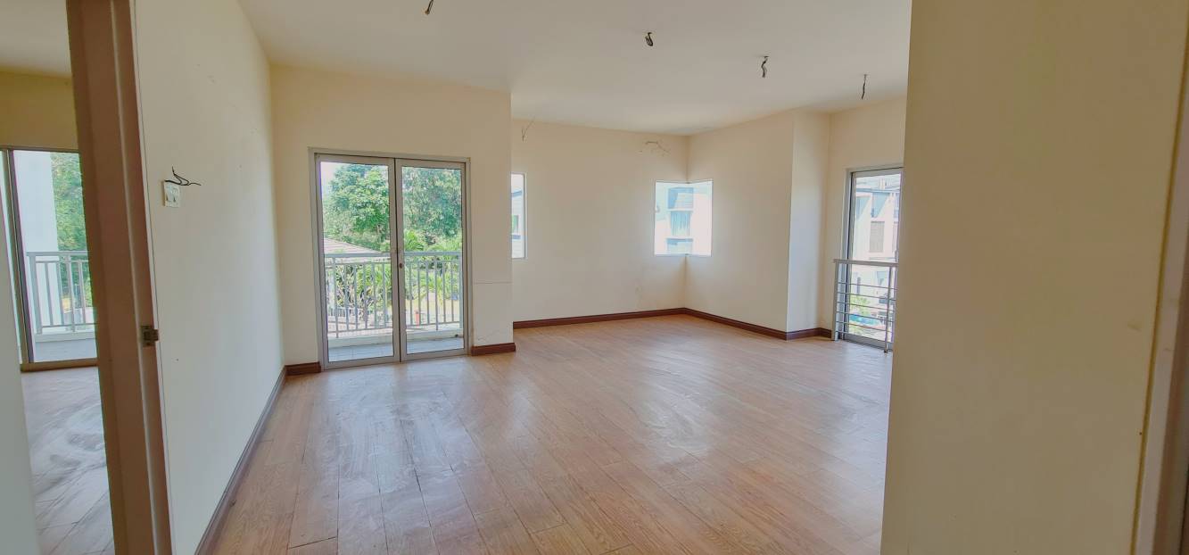 Double Storey Terrace End Lot - photo 2
