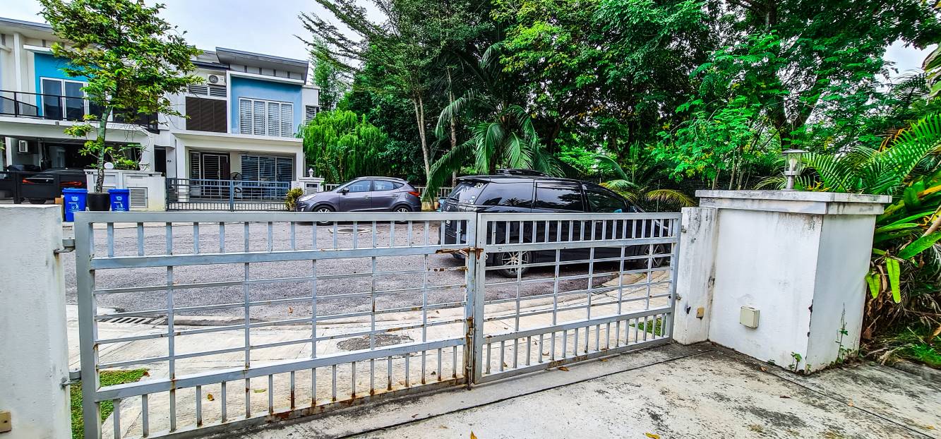 Double Storey Terrace End Lot - photo 9