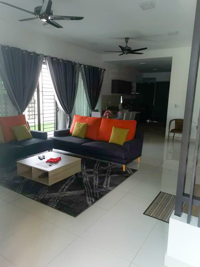 END LOT SUPERLINK TERRACE HOUSE ELMINA VALLEY - photo 6
