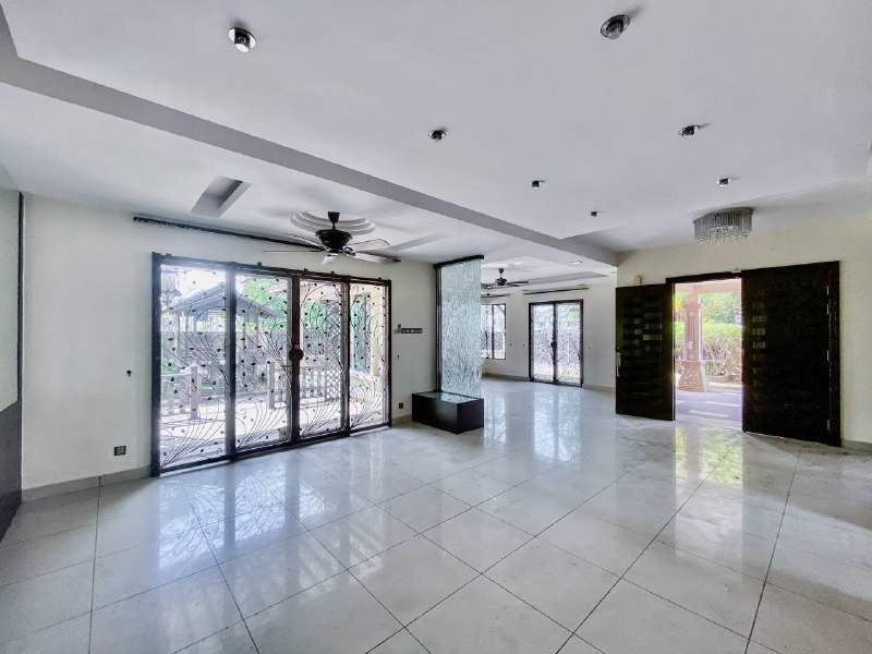 Double Storey Bungalow Aman Perdana Klang - photo 4