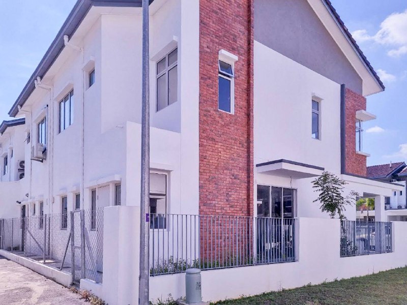 2 Storey Terrace House Livia Bandar Rimbayu - photo 8