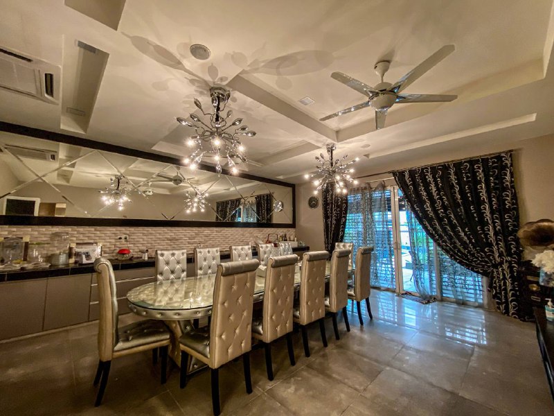 Triple Storey Bungalow Kemuning Residence - photo 7
