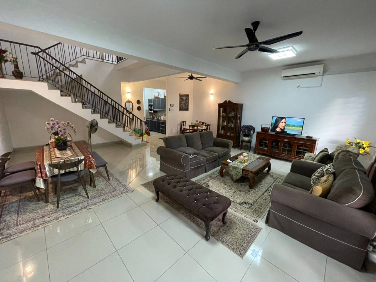 Double Storey Terrace Garinia Elmina Gardens - photo 4