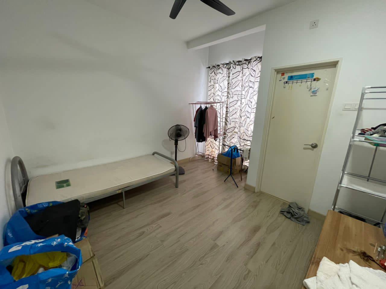 Double Storey Terrace Garinia Elmina Gardens - photo 11