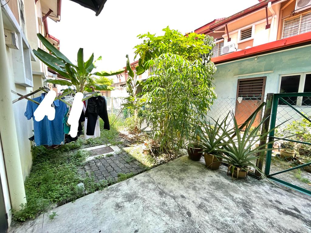Double Storey Jalan Makyong Bandar Bukit Raja - photo 8