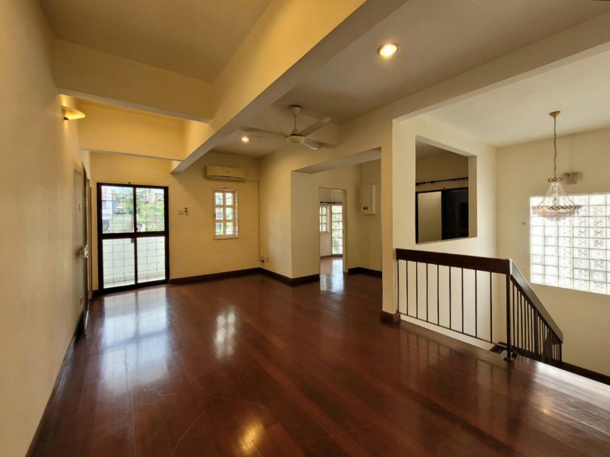 Double Storey Bungalow SS3 Petaling Jaya - photo 8