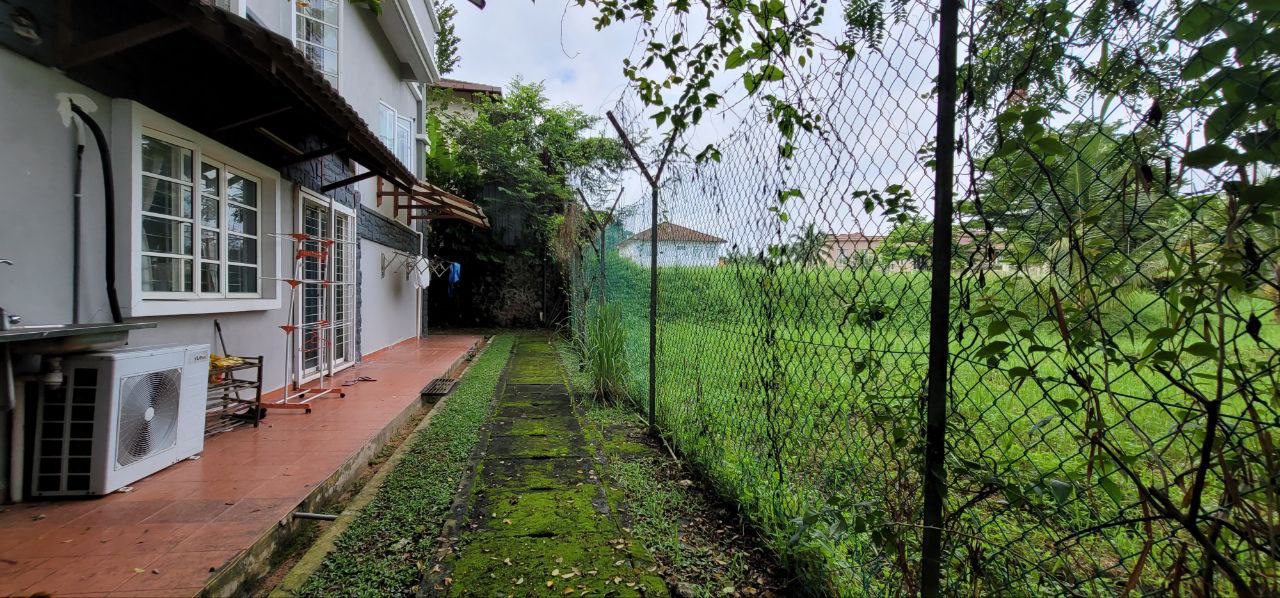 Double Storey Bungalow Kemensah Ampang - photo 11