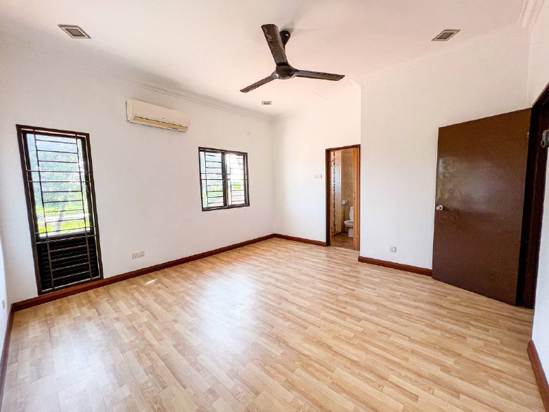 Renovated 2 Storey Jalan Bayu Impian Klang - photo 11