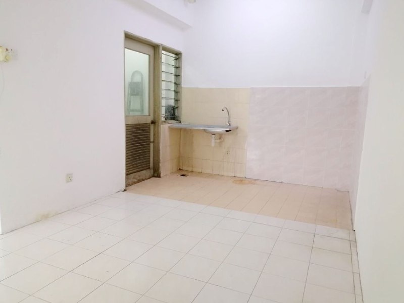 Apartment Dataran Otomobil Seksyen 15 - photo 3
