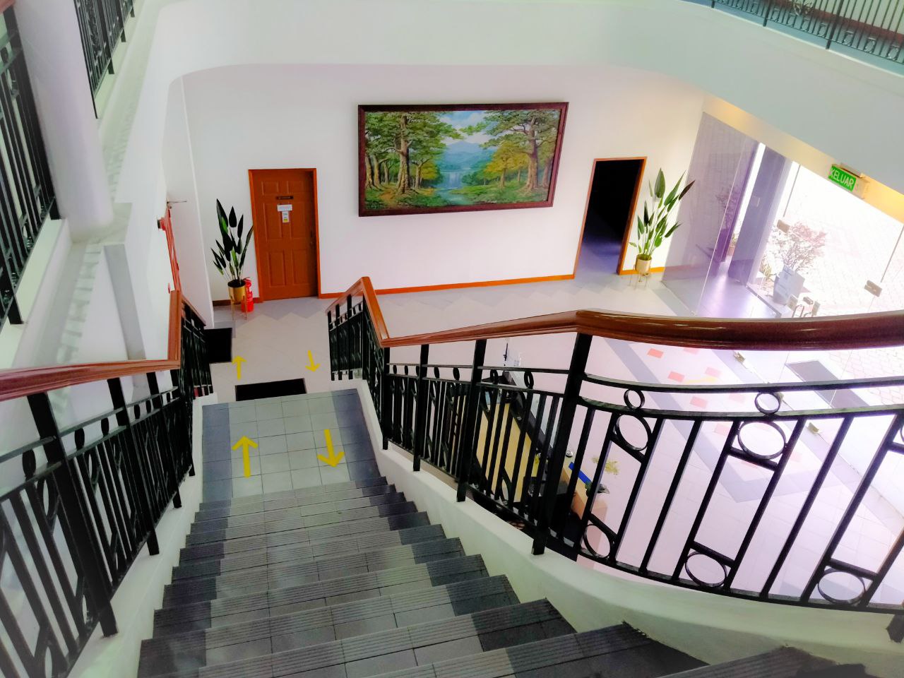 4 STOREY WISMA OFFICE CUM WAREHOUSE SEKSYEN 33 - photo 8