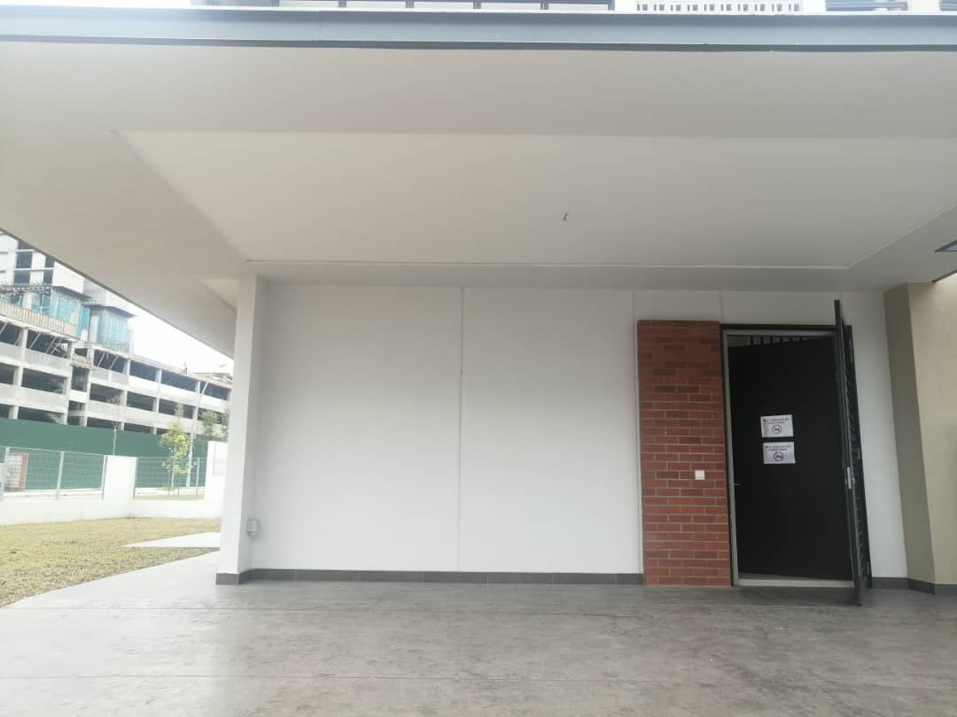 CORNER LOT DOUBLE STOREY  SHAH ALAM - photo 6