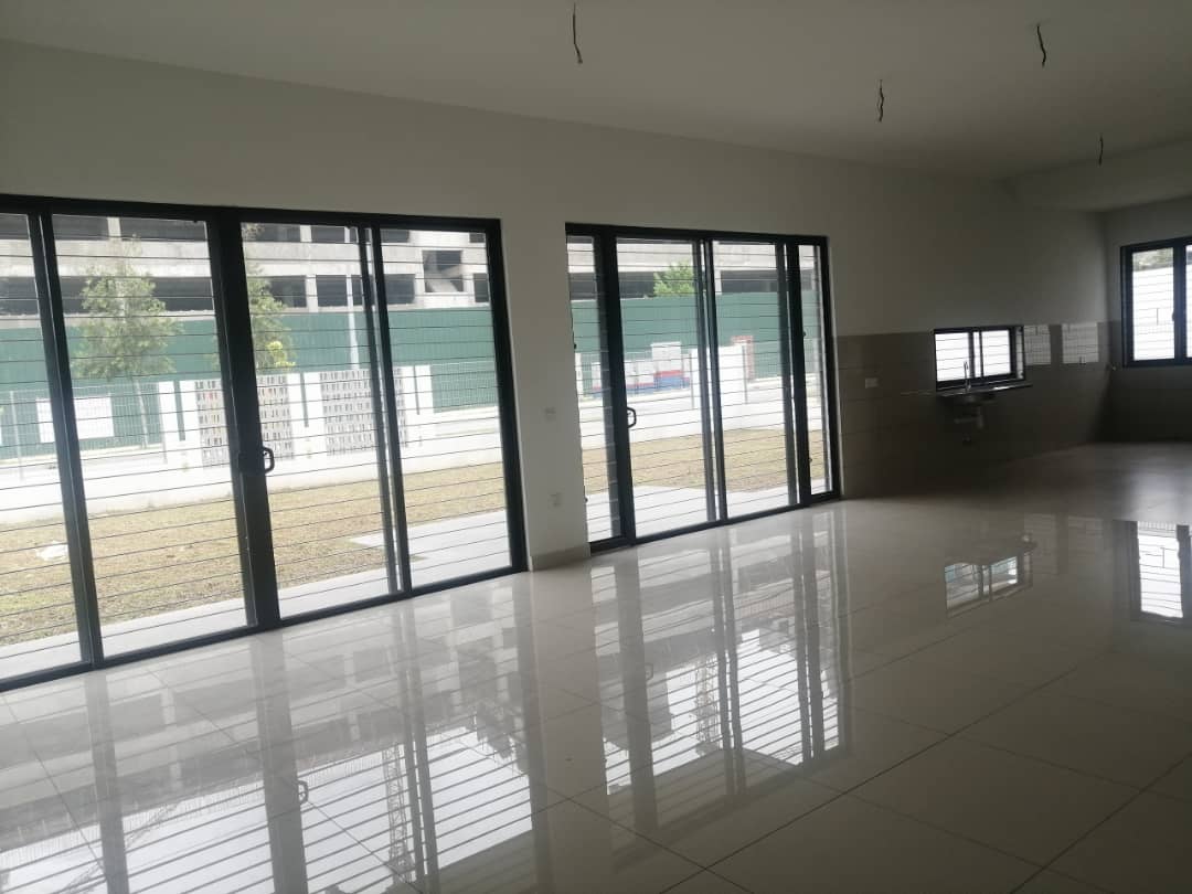 CORNER LOT DOUBLE STOREY  SHAH ALAM - photo 8